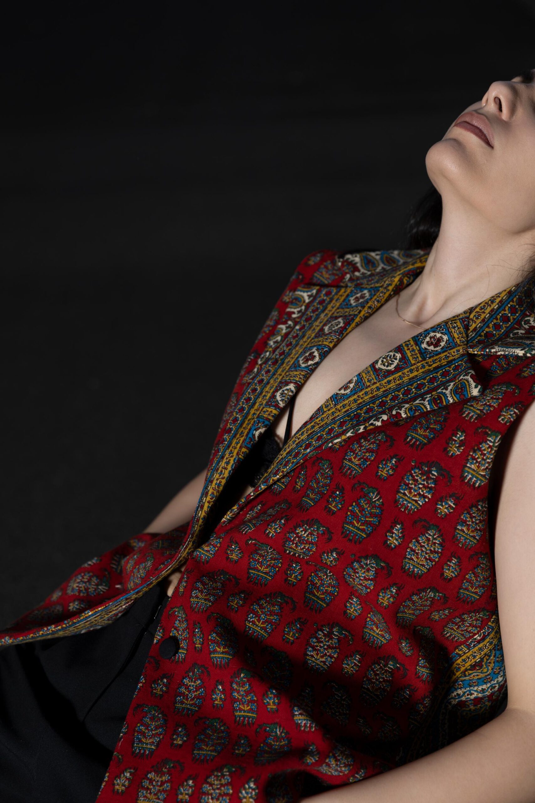 Red Kaf Lapi Waistcoat - Image 6